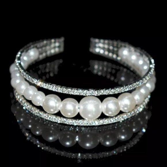 NEW Dainty Silver Sparkling Rhinestone Pearl 2 Row Bracelet Bangle - Picture 1 of 1